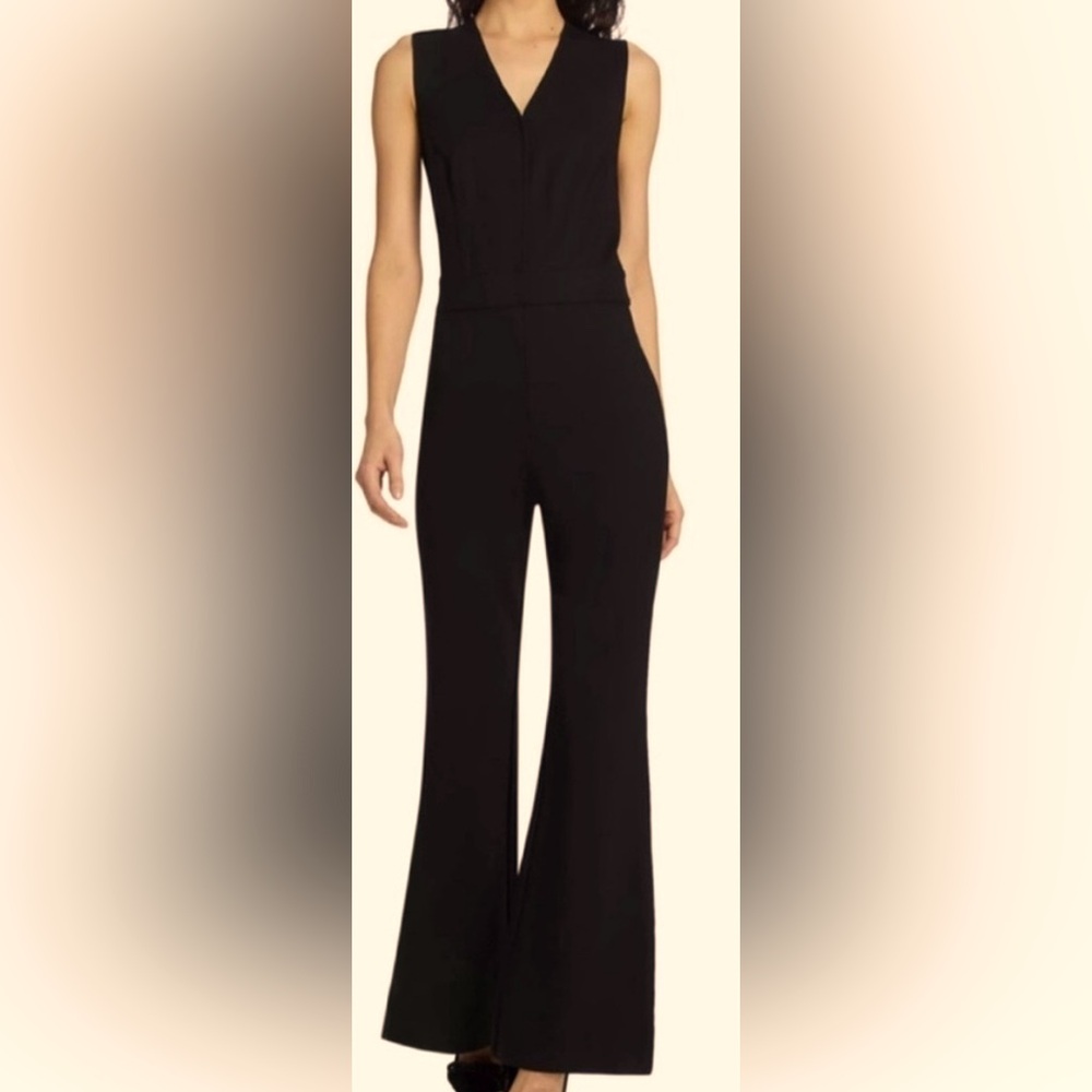 Spanx Sleeveless v-neck The Perfect Jumpsuit, size S
